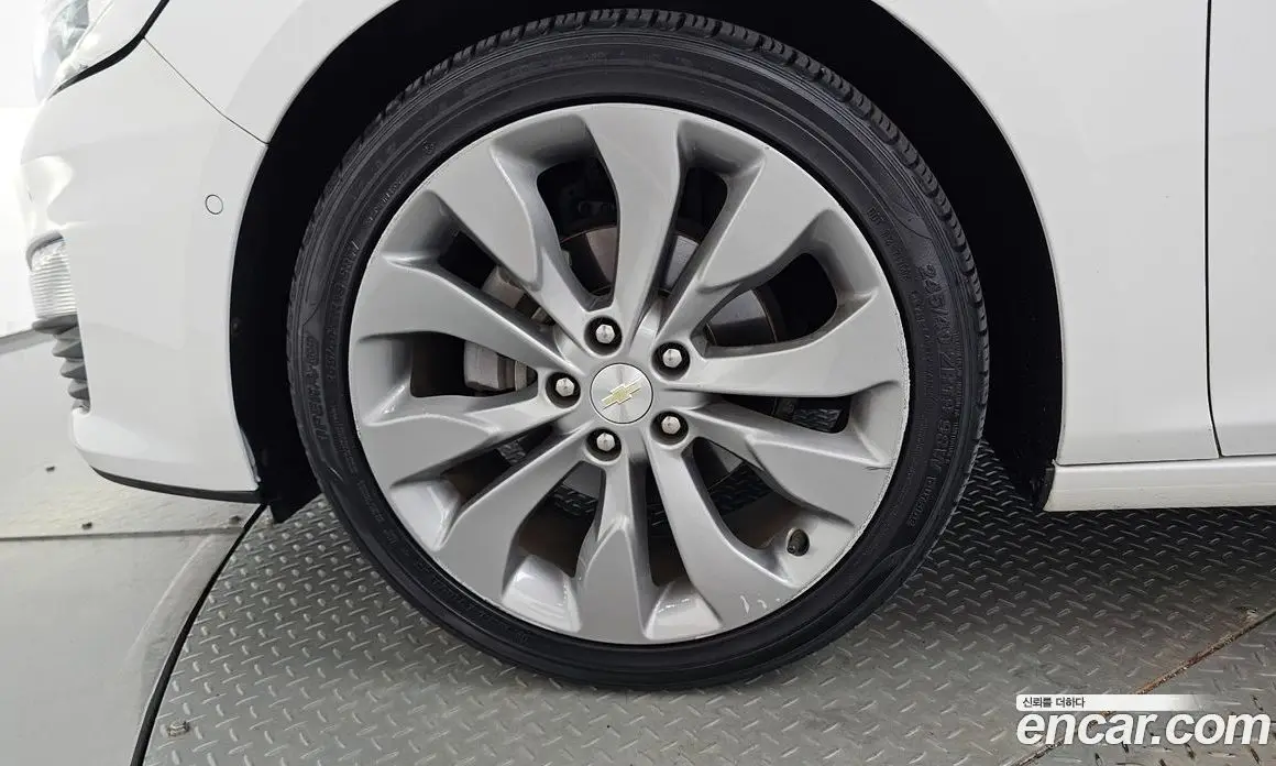 Chevrolet Malibu 2019 2.0 автомат (гидро), фото 4
