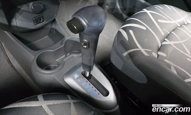 Chevrolet Spark 2014 1.0 автомат (гидро), миниатюра 9