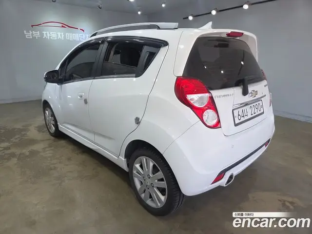 Chevrolet Spark 2015 1.0 автомат (гидро), миниатюра 2