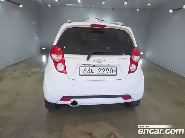 Chevrolet Spark 2015 1.0 автомат (гидро), миниатюра 3
