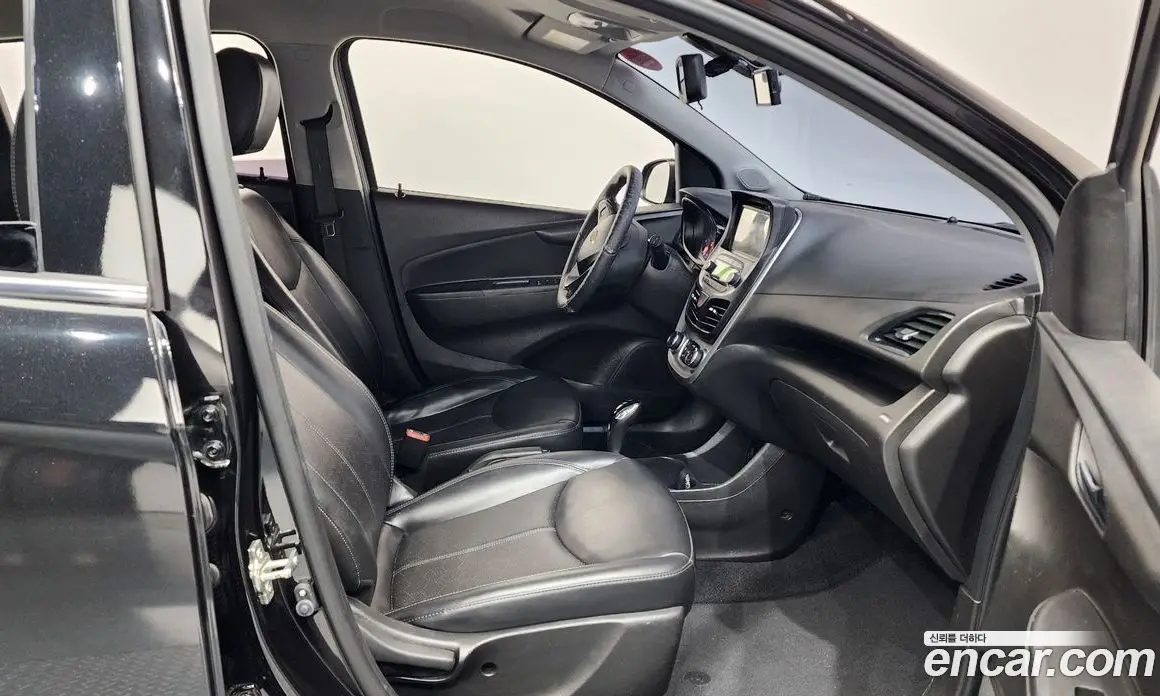Chevrolet Spark 2018 1.0 автомат (гидро), фото 16