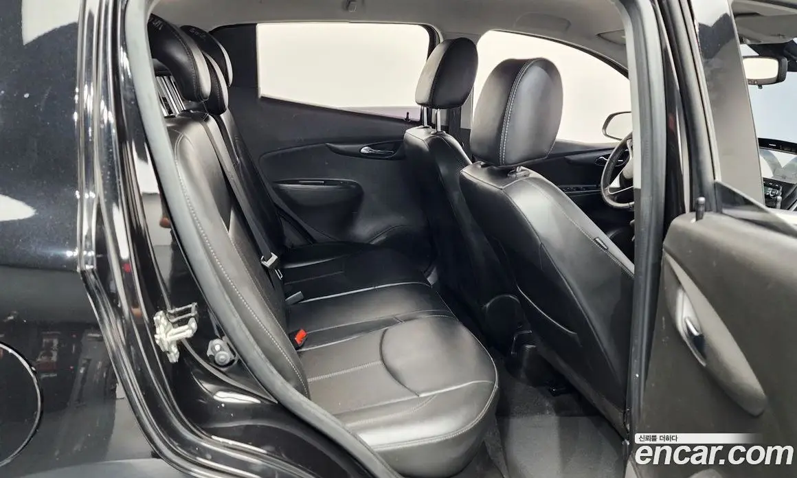 Chevrolet Spark 2018 1.0 автомат (гидро), фото 17