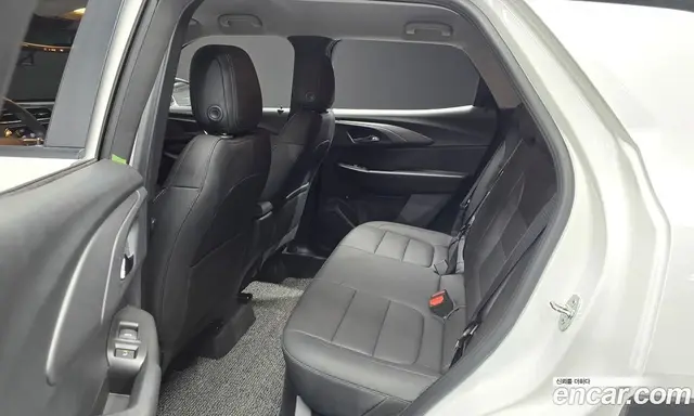 Chevrolet TrailBlazer 2022 1.3 автомат (гидро), миниатюра 12
