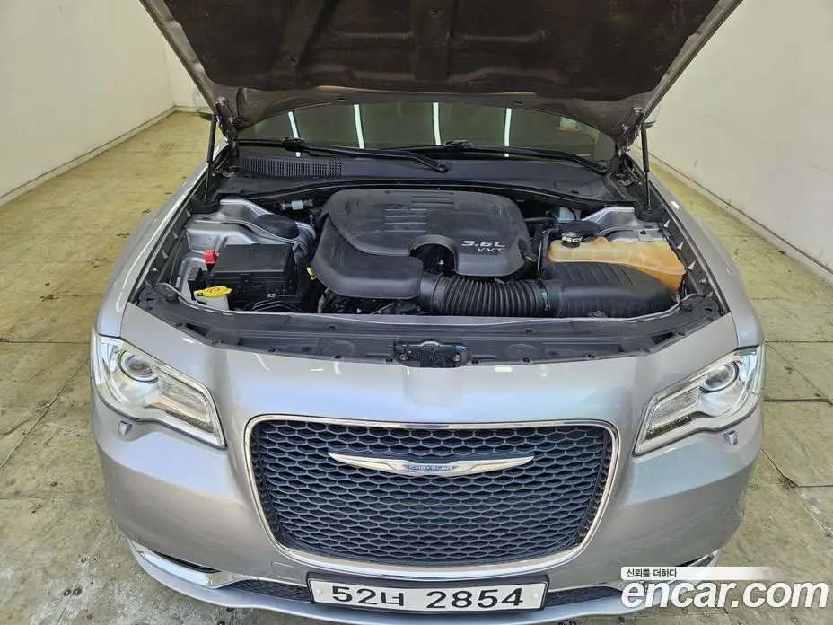 Chrysler 300C 2016 3.6 автомат (гидро), фото 14 Chrysler 300C 2016 3.6 автомат (гидро), фото 14