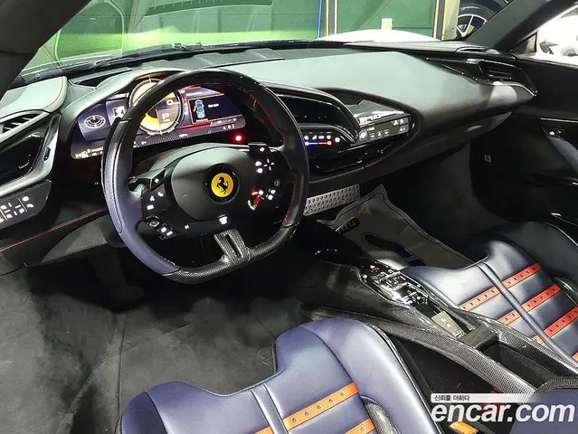 Ferrari SF90 2021 4.0 автомат (гидро), миниатюра 11