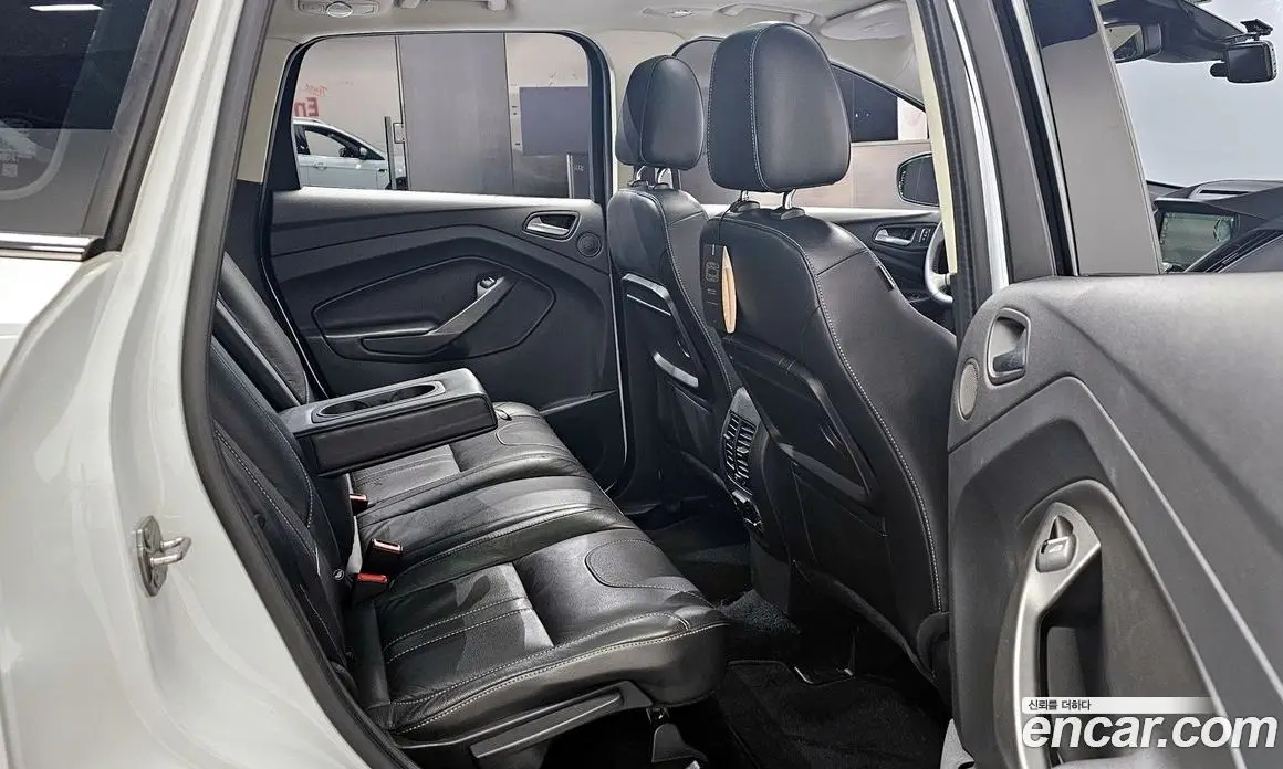 Ford Kuga 2016 2.0 автомат (гидро), фото 11