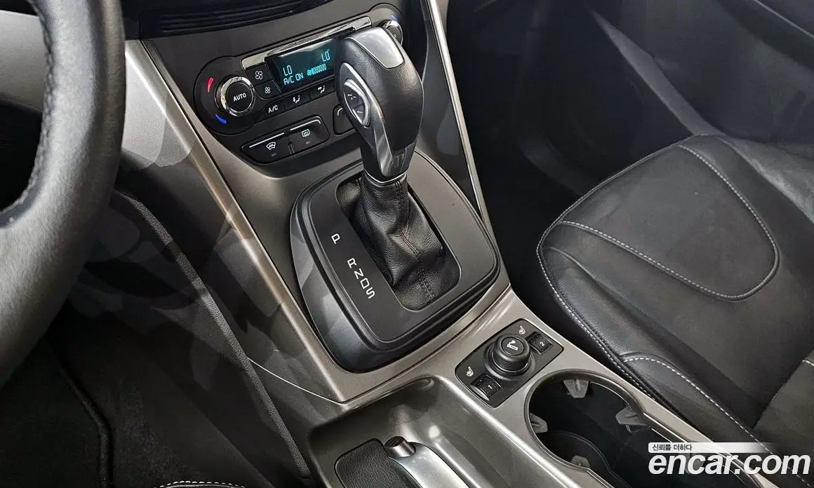 Ford Kuga 2016 2.0 автомат (гидро), фото 9