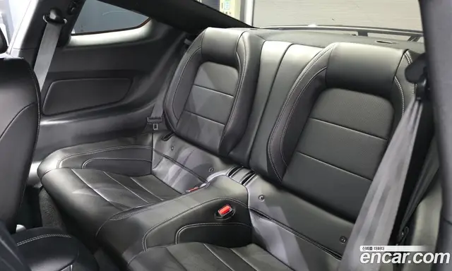 Ford Mustang 2022 2.3 автомат (гидро), миниатюра 11