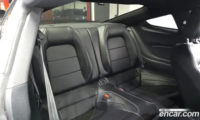 Ford Mustang 2022 2.3 автомат (гидро), миниатюра 12