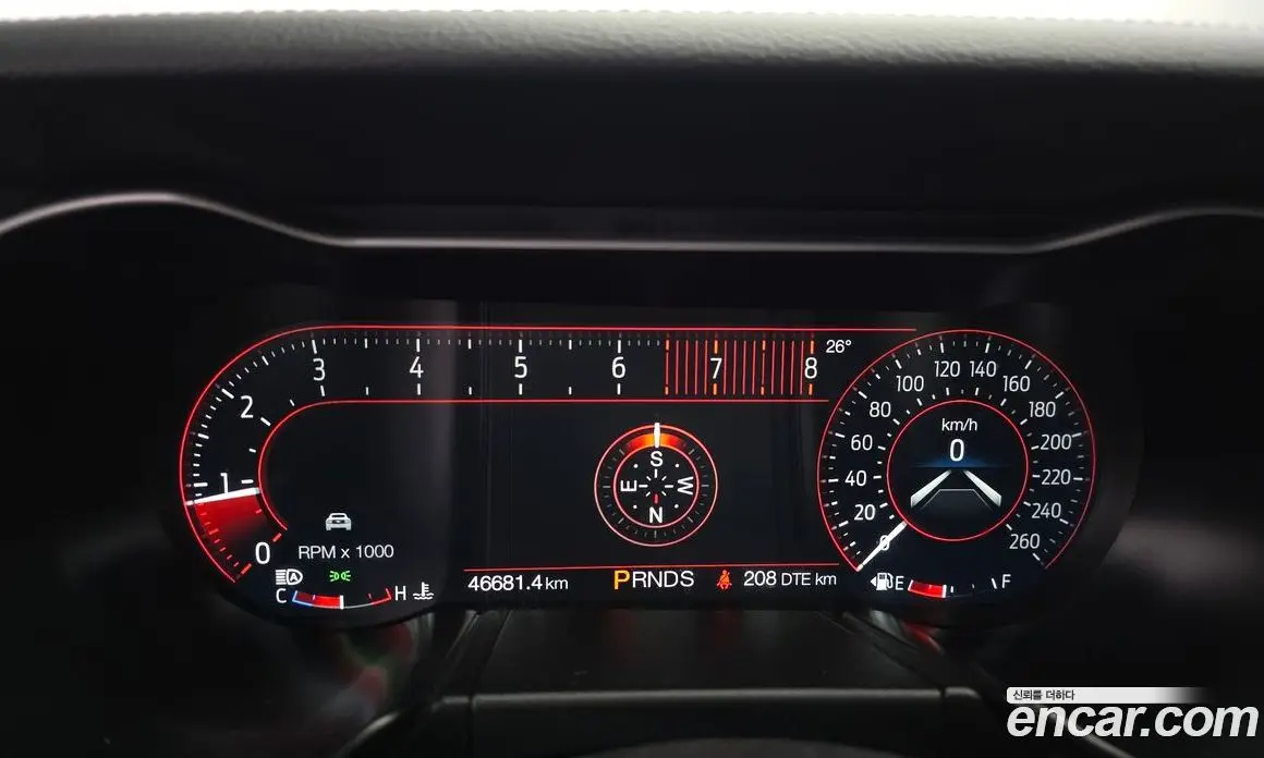 Ford Mustang 2022 2.3 автомат (гидро), фото 8