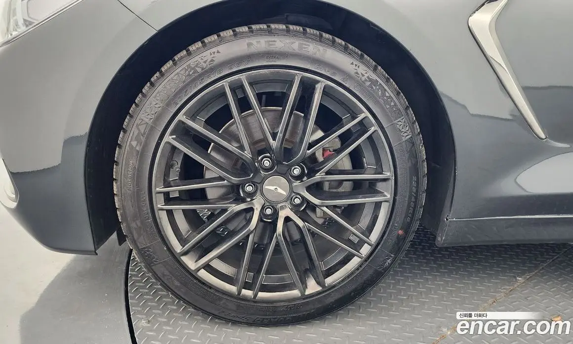 Genesis G70 2018 2.0 автомат (гидро), фото 5