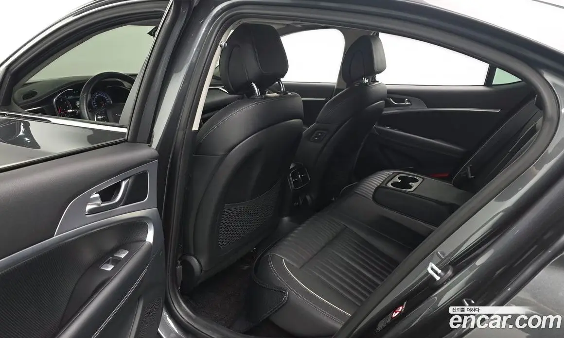 Genesis G70 2019 2.0 автомат (гидро), фото 11