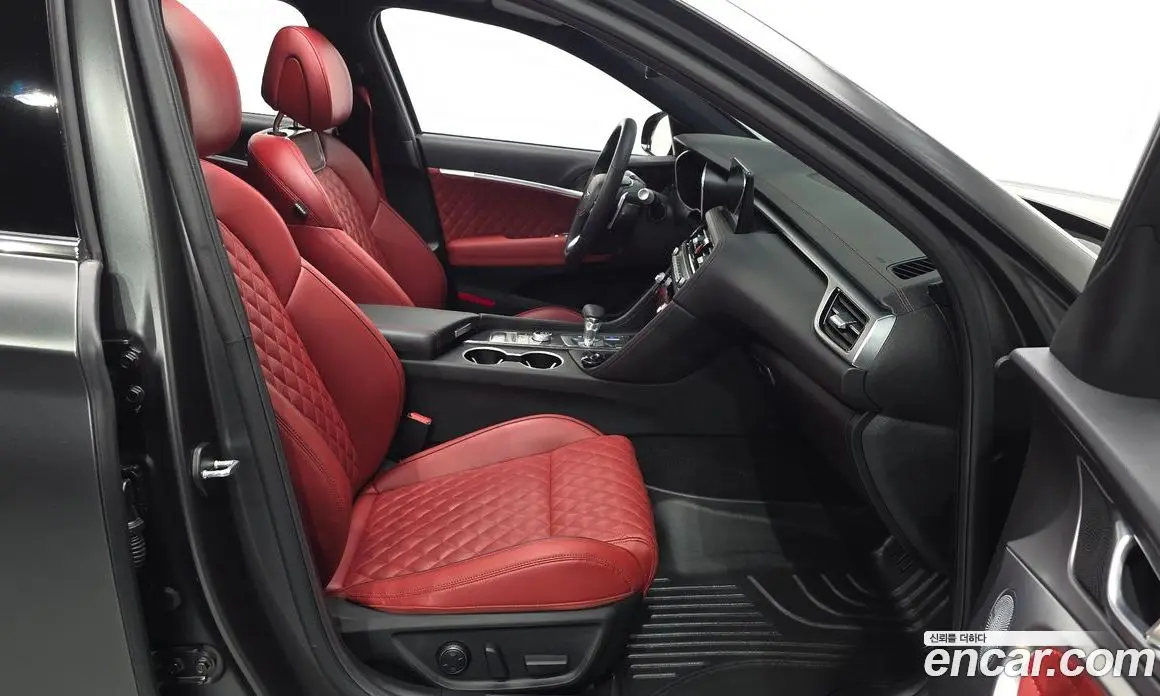 Genesis G70 2023 3.3 автомат (гидро), фото 18