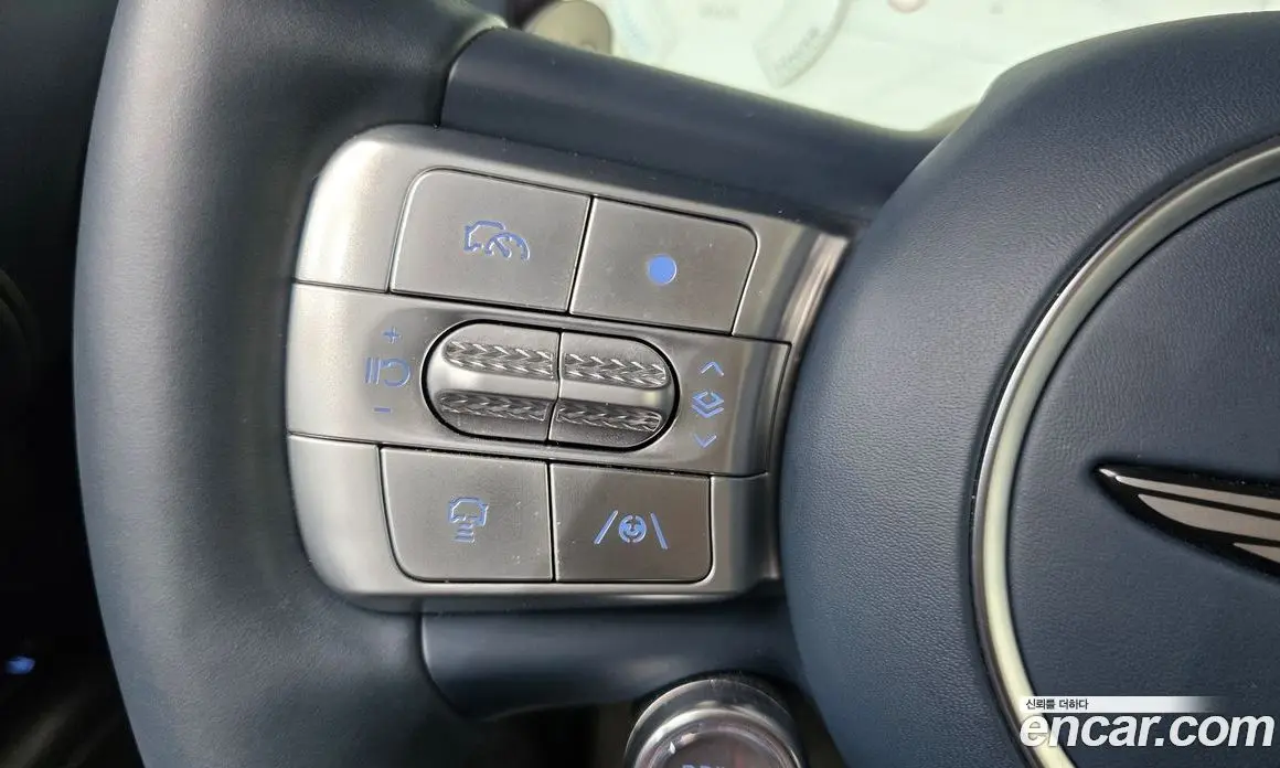Genesis GV60 2022 0.1 автомат (гидро), фото 25