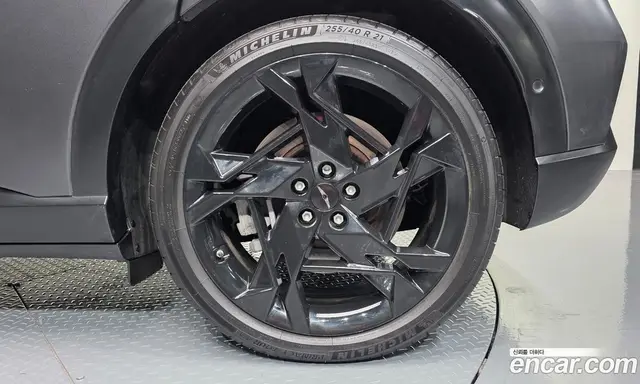 Genesis GV60 2022 0.1 автомат (гидро), миниатюра 7