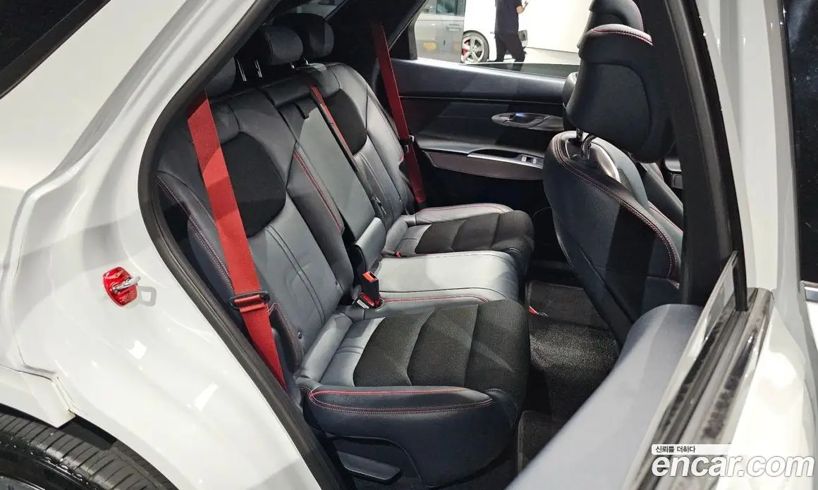 Genesis GV70 2021 2.5 автомат (гидро), фото 17