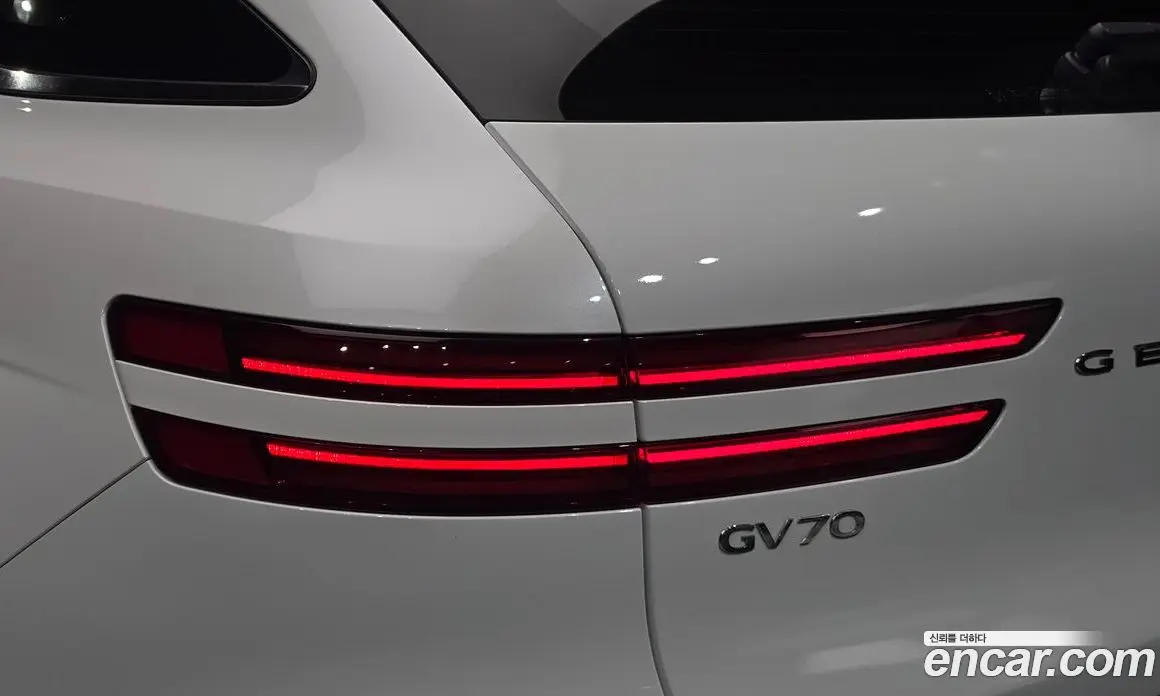 Genesis GV70 2021 2.5 автомат (гидро), фото 9