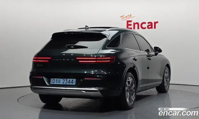 Genesis GV70 2022 0.1 автомат (гидро), миниатюра 2