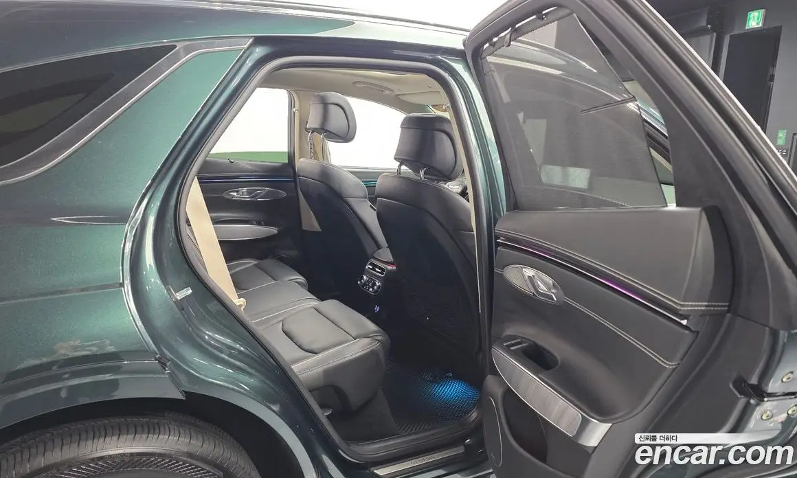 Genesis GV70 2022 0.1 автомат (гидро), фото 12