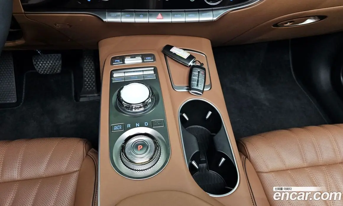 Genesis GV70 2023 2.5 автомат (гидро), фото 12