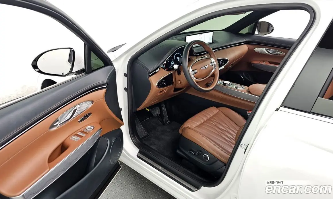 Genesis GV70 2023 2.5 автомат (гидро), фото 13