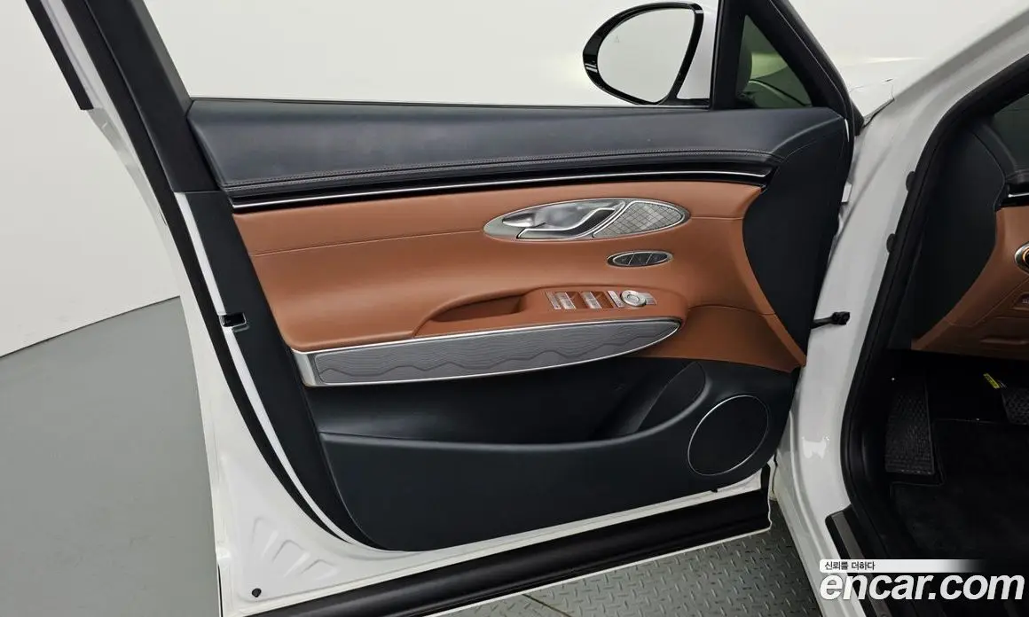 Genesis GV70 2023 2.5 автомат (гидро), фото 14