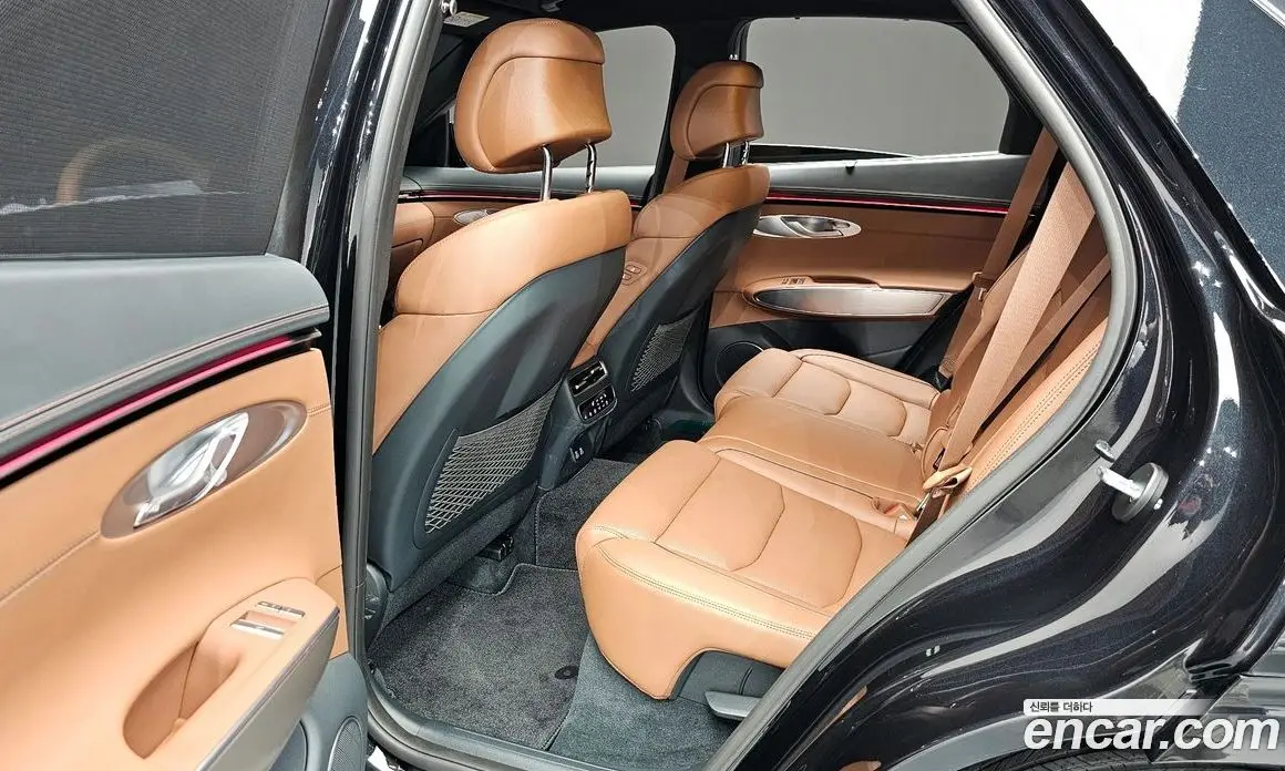 Genesis GV70 2025 2.5 автомат (гидро), фото 17