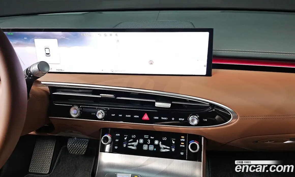 Genesis GV70 2025 2.5 автомат (гидро), фото 19