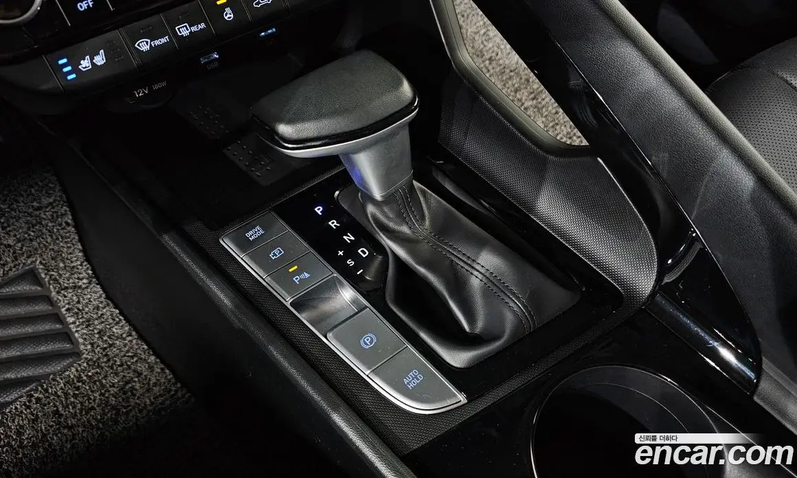 Hyundai Avante 2022 1.6 автомат (гидро), фото 12
