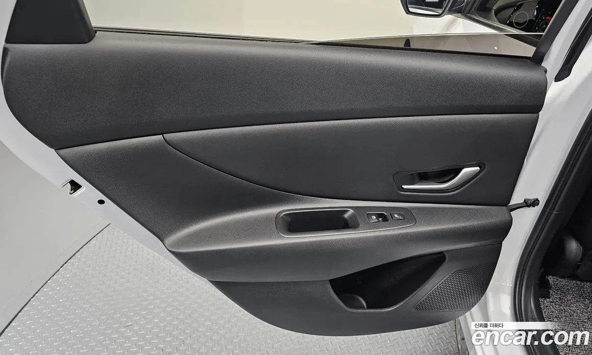 Hyundai Avante 2022 1.6 автомат (гидро), фото 15