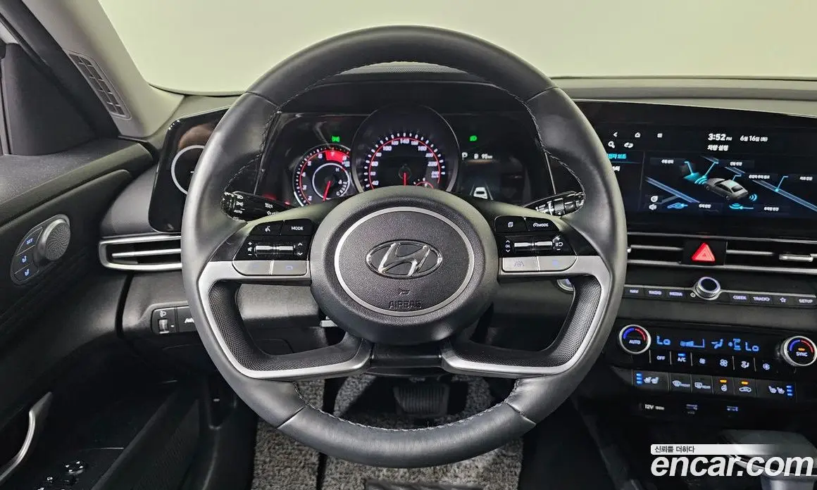 Hyundai Avante 2022 1.6 автомат (гидро), фото 19