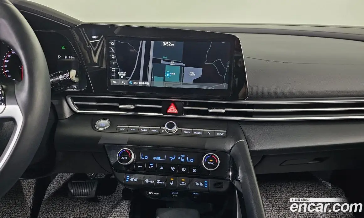 Hyundai Avante 2022 1.6 автомат (гидро), фото 24