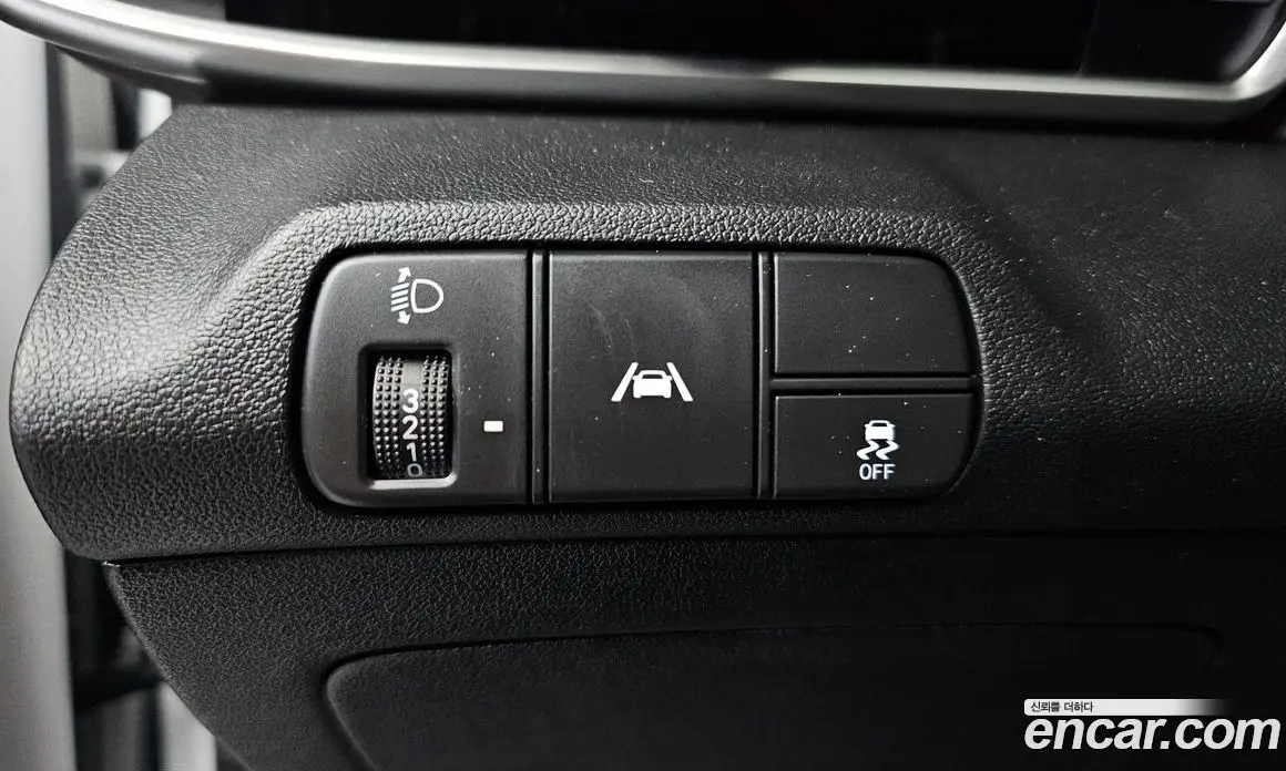Hyundai Avante 2022 1.6 автомат (гидро), фото 26