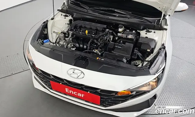 Hyundai Avante 2022 1.6 автомат (гидро), миниатюра 6