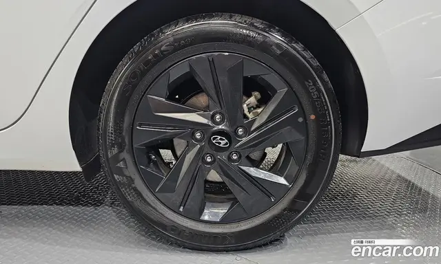 Hyundai Avante 2022 1.6 автомат (гидро), миниатюра 7