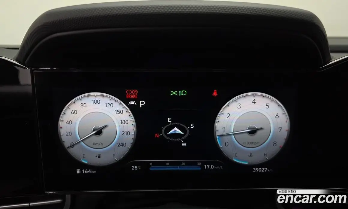 Hyundai Avante 2022 1.6 автомат (гидро), фото 11