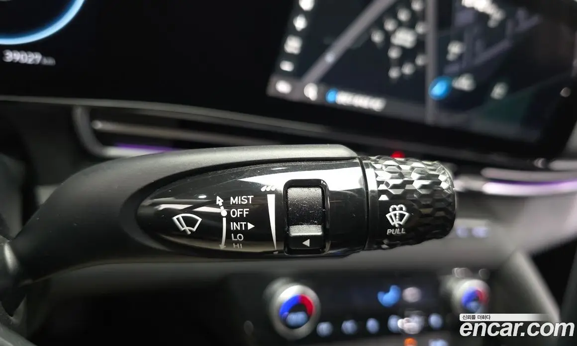 Hyundai Avante 2022 1.6 автомат (гидро), фото 27