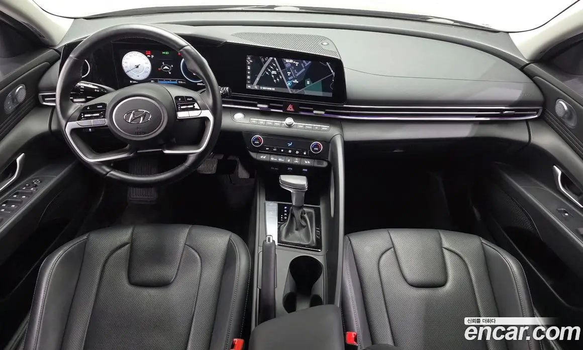 Hyundai Avante 2022 1.6 автомат (гидро), фото 10