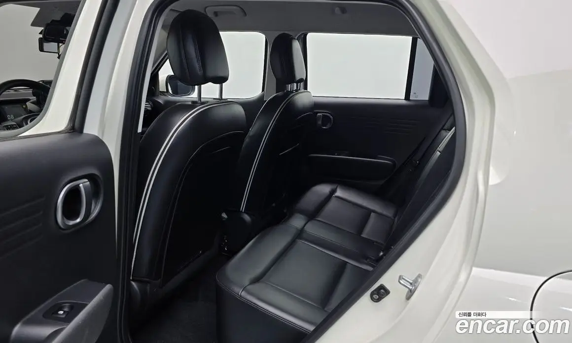 Hyundai Casper 2022 1.0 автомат (гидро), фото 18