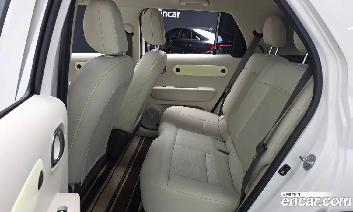 Hyundai Casper 2024 0.2 автомат (гидро), фото 16