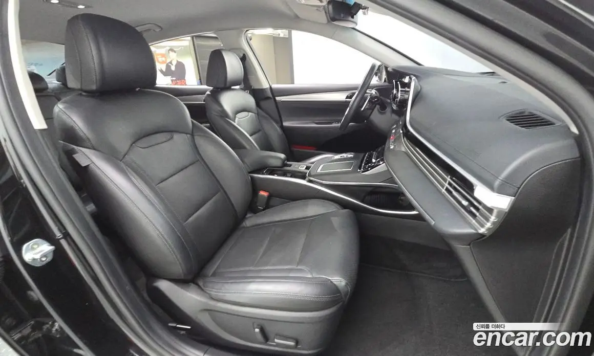 Hyundai Grandeur 2020 2.5 автомат (гидро), фото 17