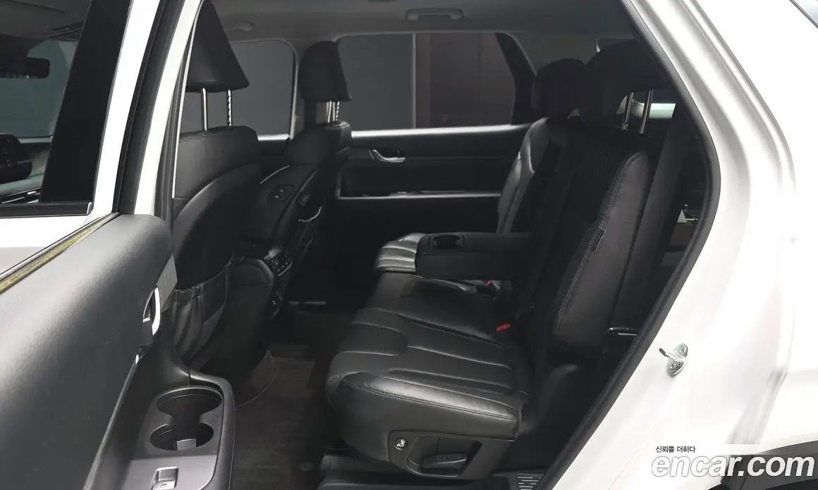 Hyundai Palisade 2023 3.8 автомат (гидро), фото 12