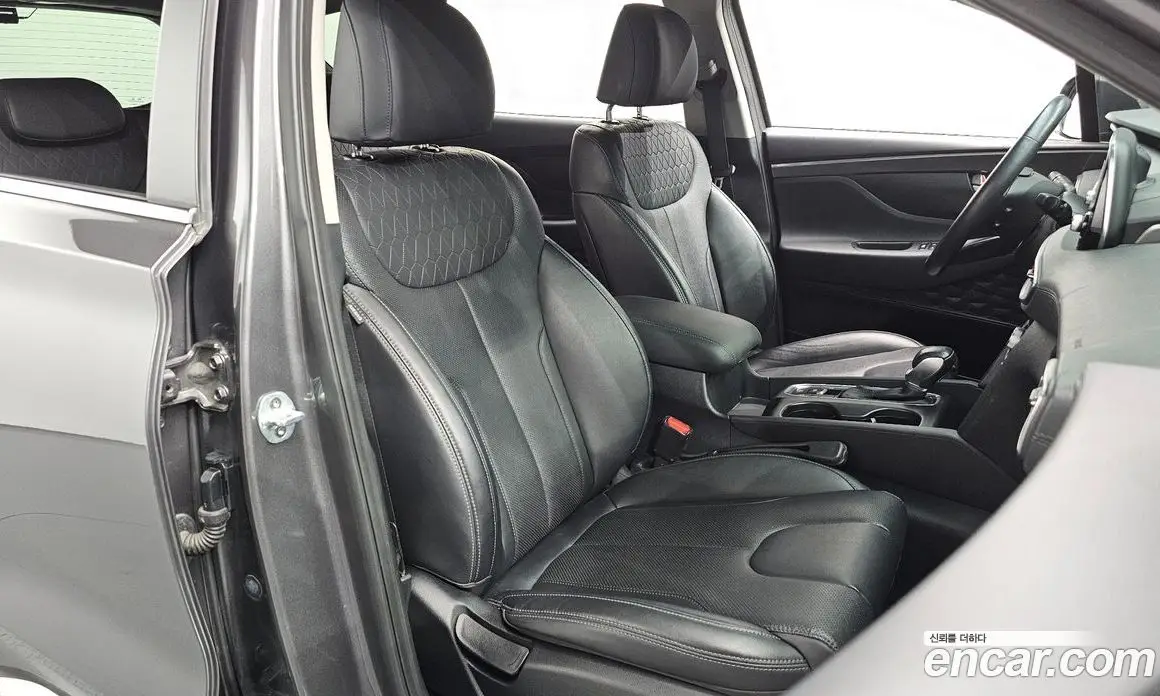 Hyundai Santa Fe 2019 2.0 автомат (гидро), фото 17