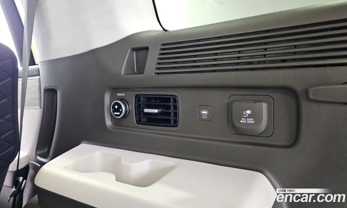 Hyundai Santa Fe 2025 1.6 автомат (гидро), фото 34