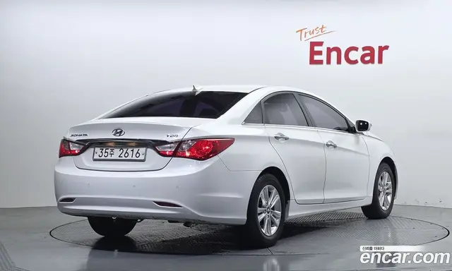 Hyundai Sonata 2009 2.0 автомат (гидро), миниатюра 2