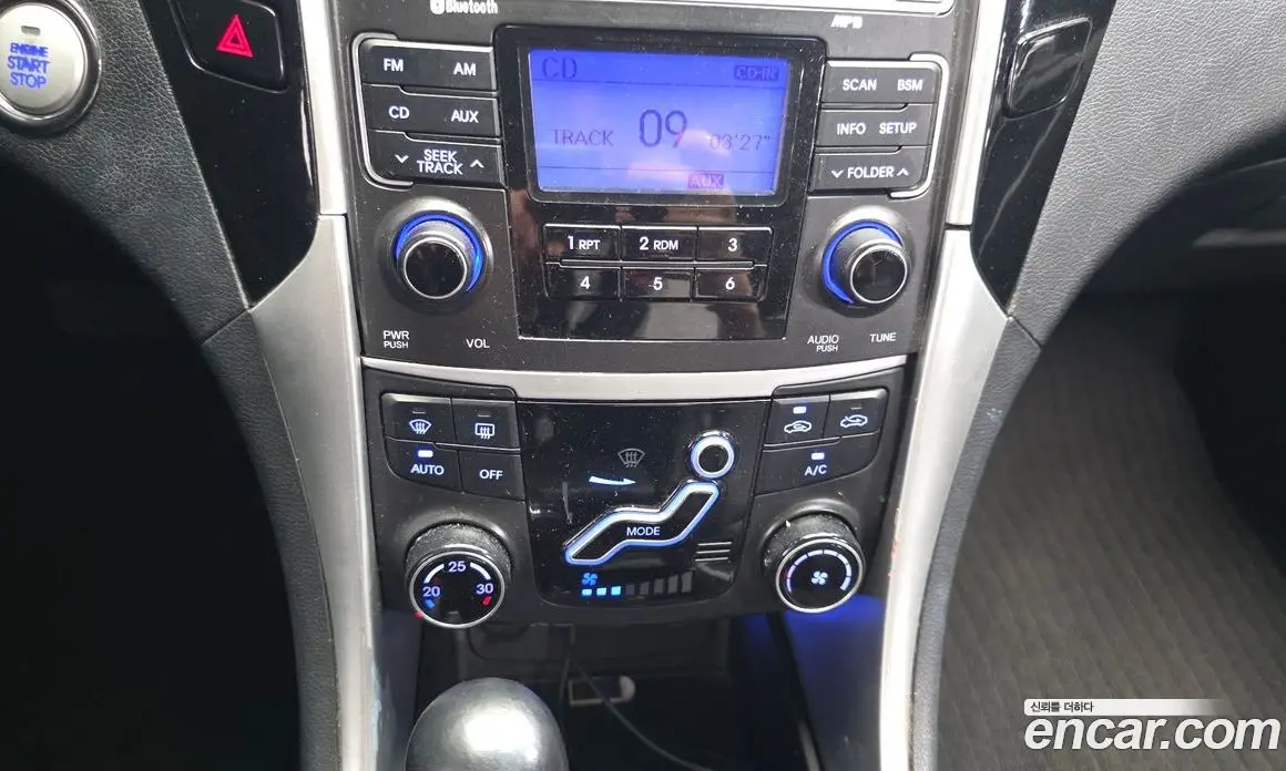Hyundai Sonata 2009 2.0 автомат (гидро), фото 15