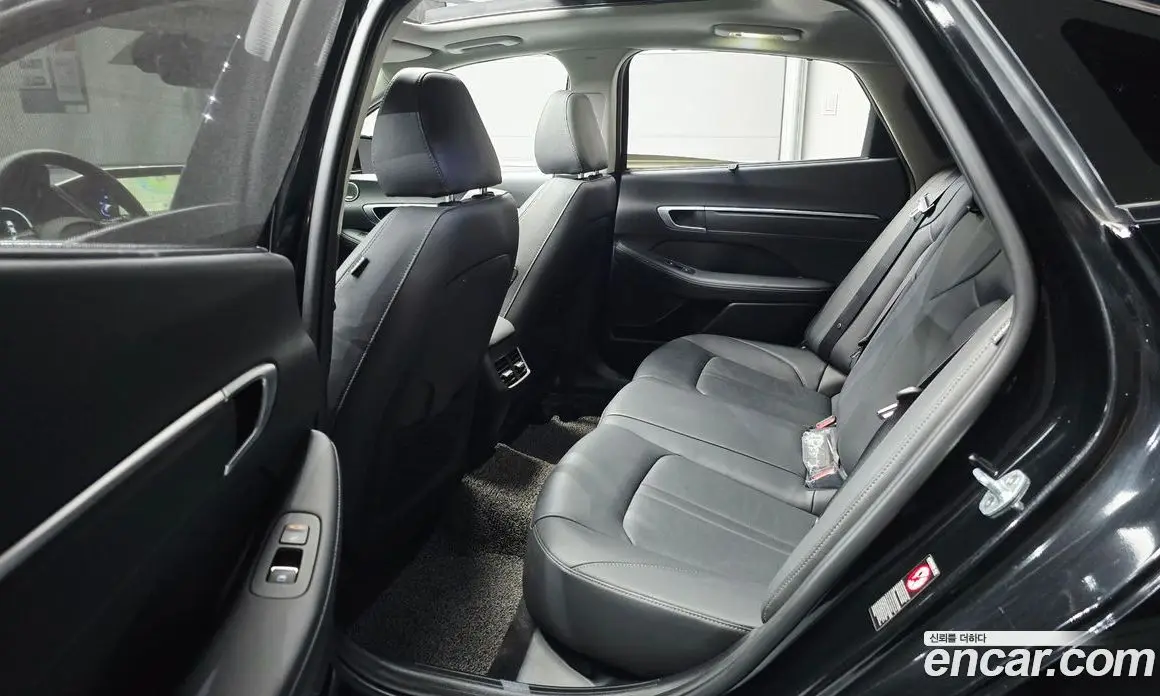 Hyundai Sonata 2019 2.0 автомат (гидро), фото 17