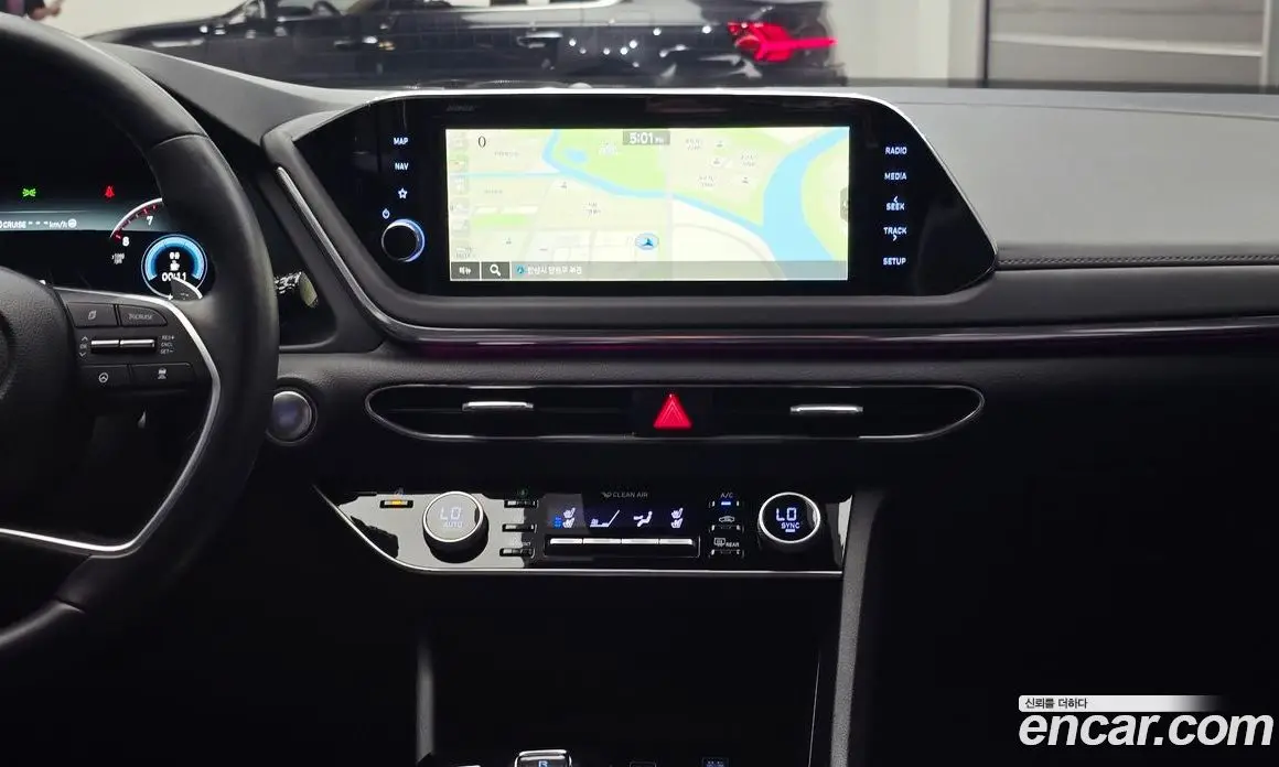 Hyundai Sonata 2019 2.0 автомат (гидро), фото 20