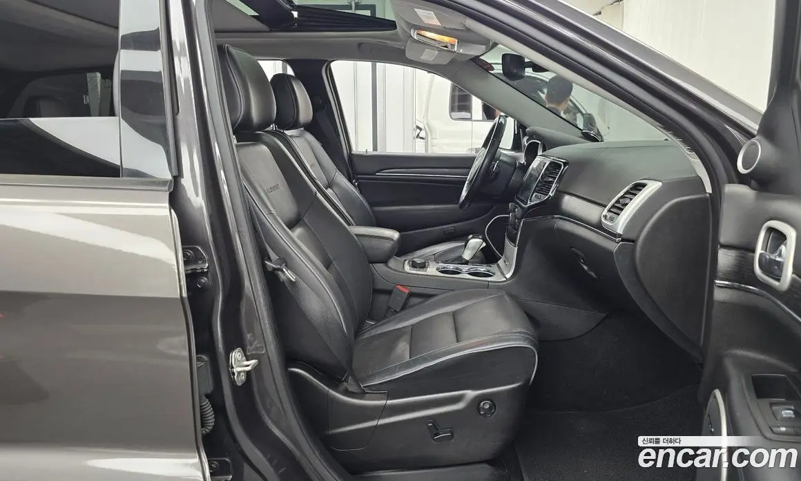 Jeep Cherokee 2021 3.6 автомат (гидро), фото 16