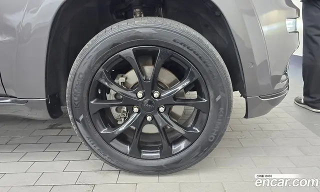 Jeep Cherokee 2021 3.6 автомат (гидро), миниатюра 7